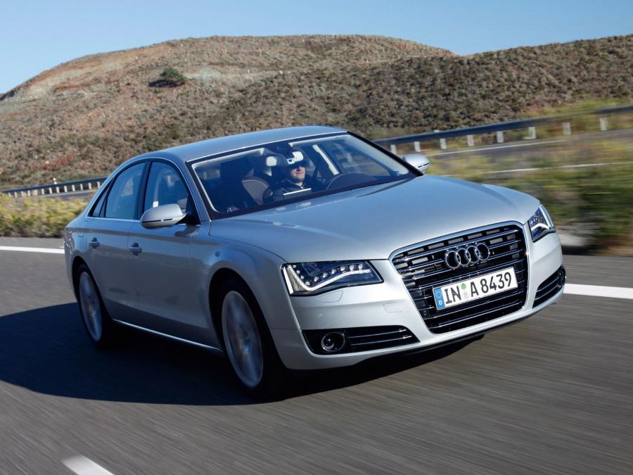  Audi A8 4.2 TDI Quattro (D4) 2010 года  (WW) (фото 2 из 16)